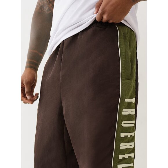 True Religion Color Blocked Nylon Jogger Dark Brown/Kalamata Size XL NWT Rare - Picture 2 of 11
